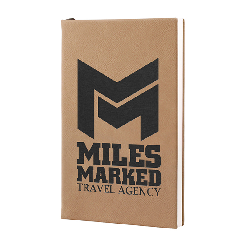 Jurnal din piele de 8 1/4' x 11 1/2'.