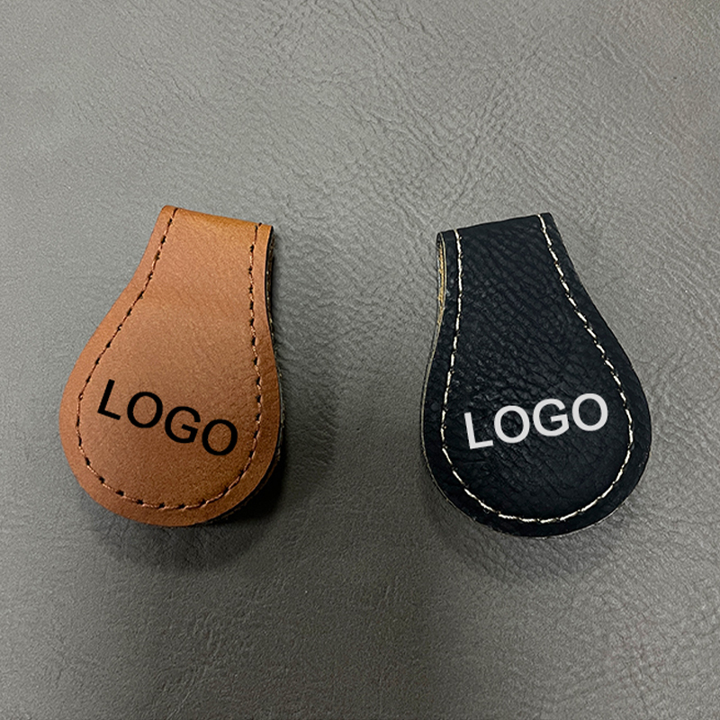 Semn de carte cu magnet din piele cu laser