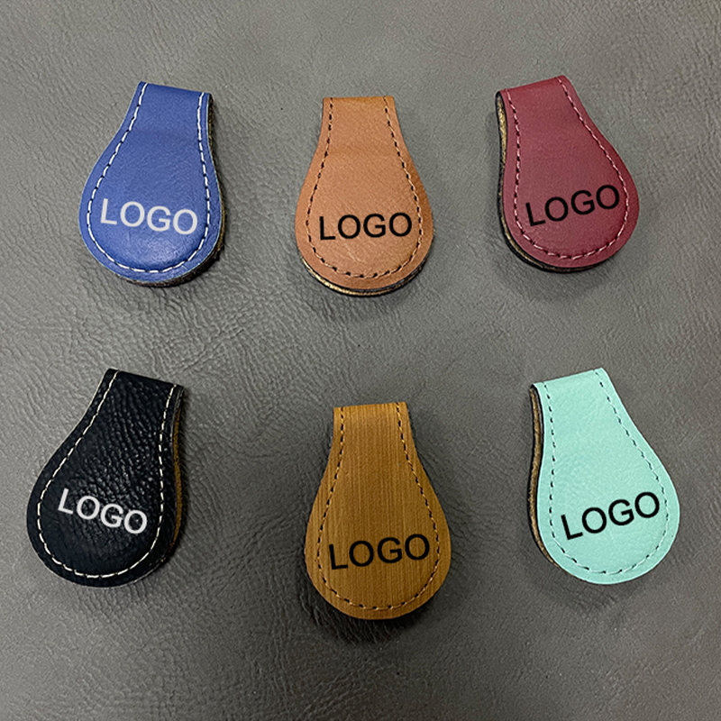 Semn de carte cu magnet din piele cu laser