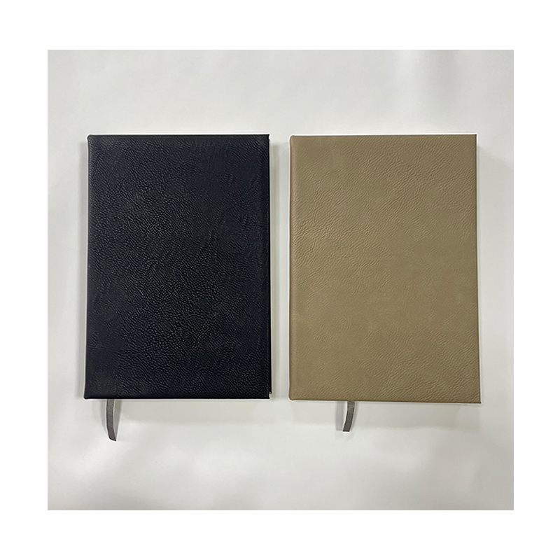 Jurnal din piele de 5 1/4' x 8 1/4'.