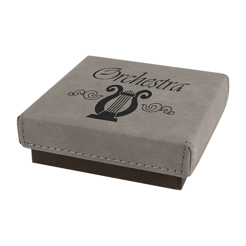Cutie cadou de 11 3/4' x 7 3/4' cu capac din piele din piele cu laser